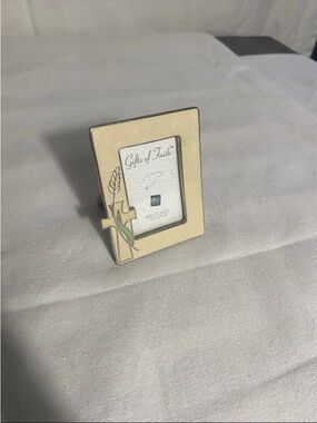 Russ Gifts Of Faith Mini Picture Frame Beige Enamel Cross & Wheat 1.75” X 2.75”